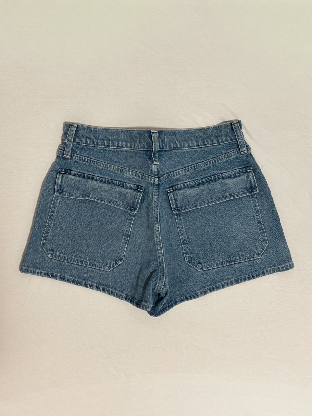 NWT Madewell The Perfect Vintage Jean Shorts in Cardston Wash Size 28 - Picture 5 of 9